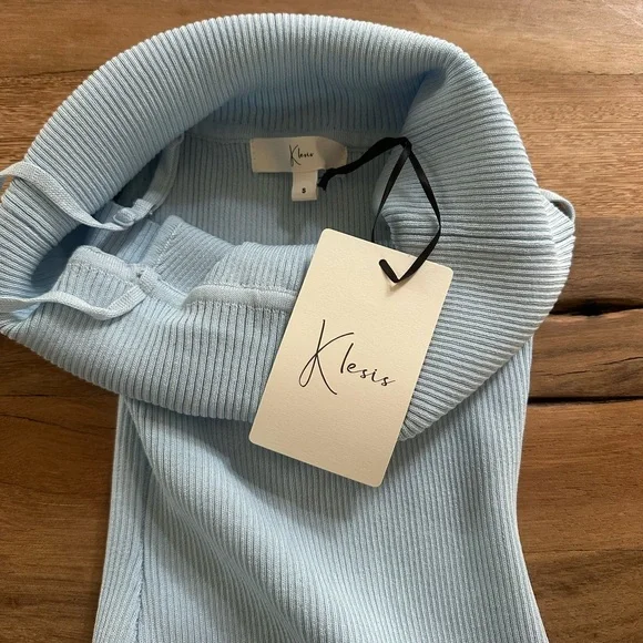 💙NWT Baby Blue Rib Knit Off Shoulder Maternity Midi Dress - Picture 8 of 9